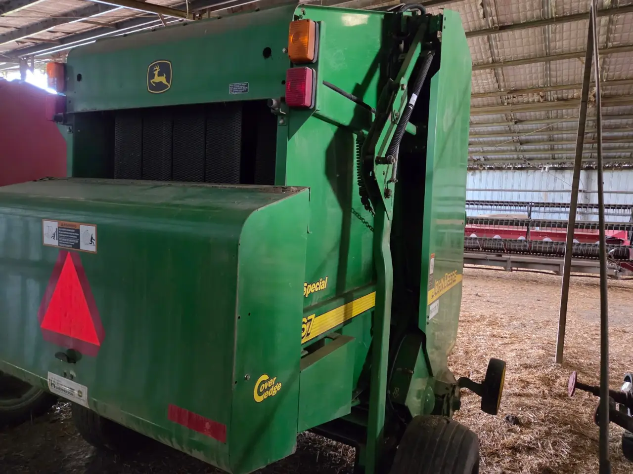 John Deere Megawide 467 Round Baler - photo 3