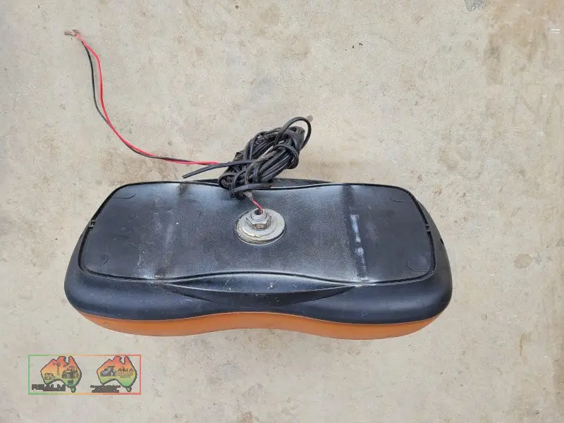 12v Twin Flashing Light Set (Kyabram Vic.) - photo 3