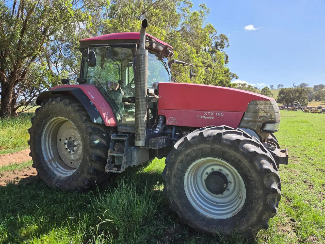 Used - 2009 McCormick XTX-185 Tractor - photo 3