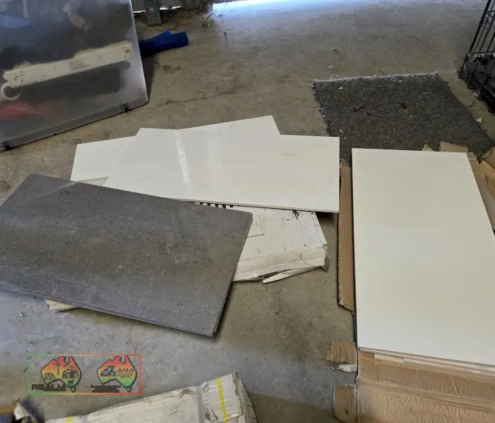 34 Assorted House Tiles 600x300 - photo 1