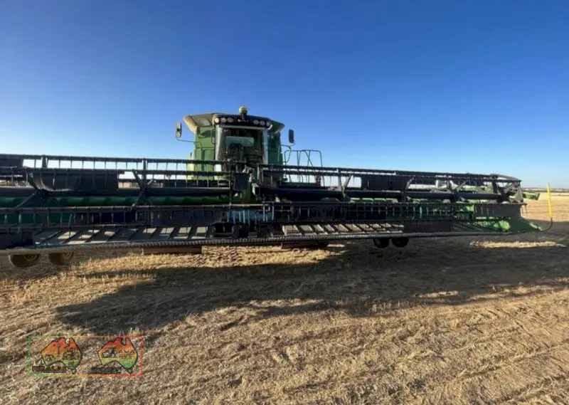 John Deere Header - 2010  model 9770 STS with 640D  front - photo 7