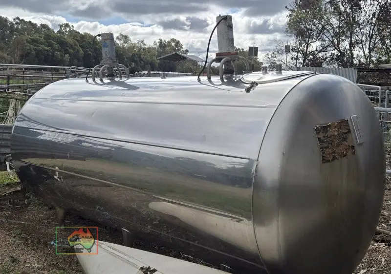 4,500 Ltr Stainless Milk Vat - photo 1