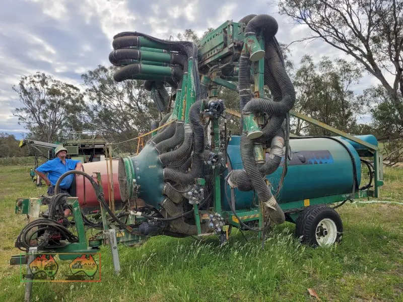 Goldacres 3000 Twin Canopy Vineyard Sprayer - photo 3