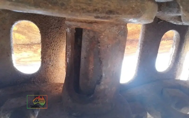 Samsung SE210LC-2 Excavator - photo 7