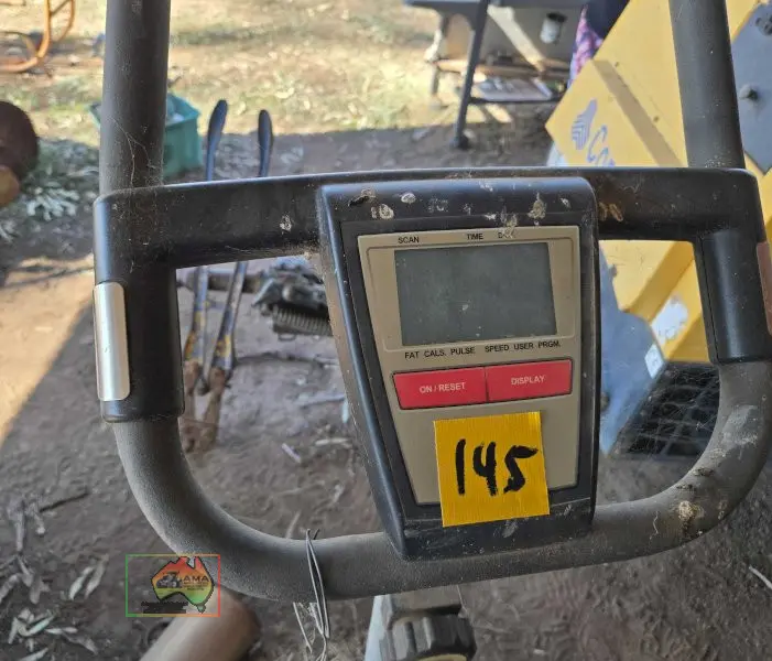 Weslo Pursuit T89 Exercise Bike - photo 2