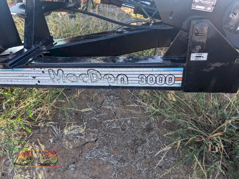 MACDON 3000 WINDROWER - photo 5