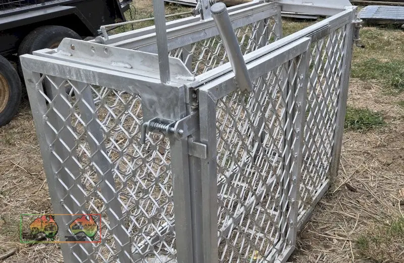 Calf/Sheep Weigh Crate (Crate Only) - photo 4