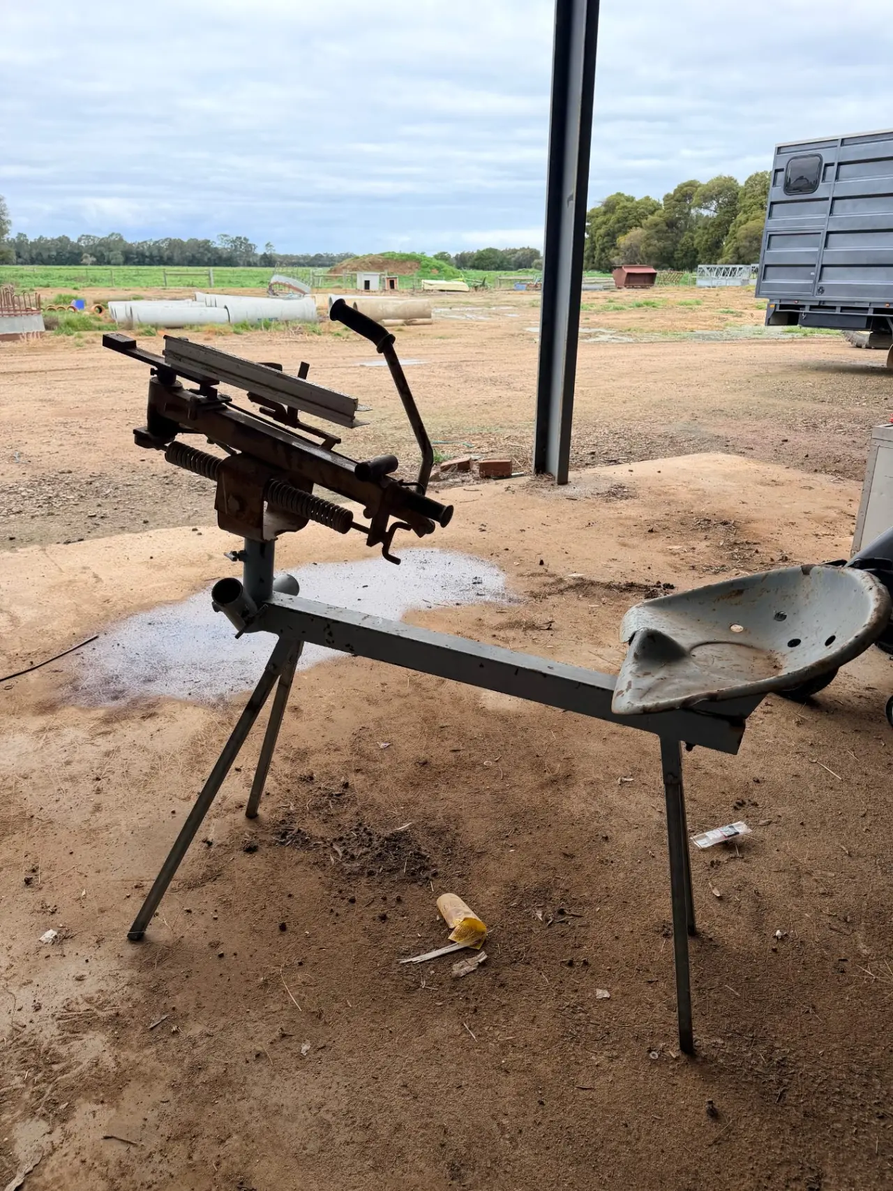 Clay target launcher - photo 1