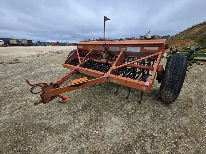 Chamberlain Mark 2 Seed Drill - photo 3