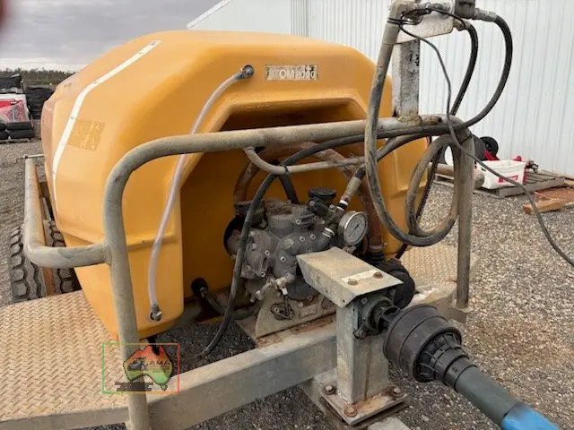 Tornado 2000 airblast orchard sprayer - photo 8