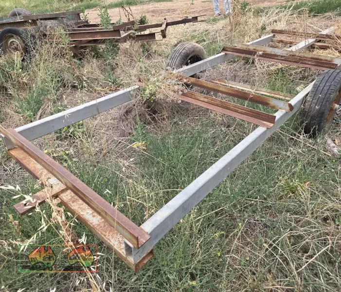 Good Solid 3 Bin Fruit Trailer - photo 3