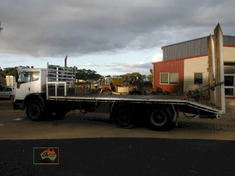 2005 Iveco Acco 2350 Beavertail Tray - photo 6