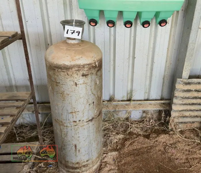 LPG Gas Cylinder - photo 3