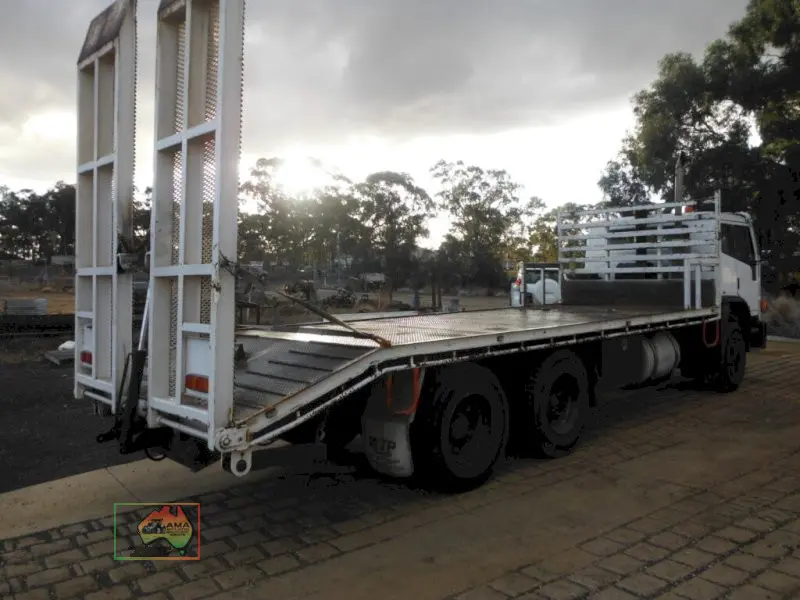 2005 Iveco Acco 2350 Beavertail Tray - photo 4
