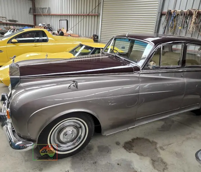 Fully Restored 1965 Silver Cloud III - photo 3