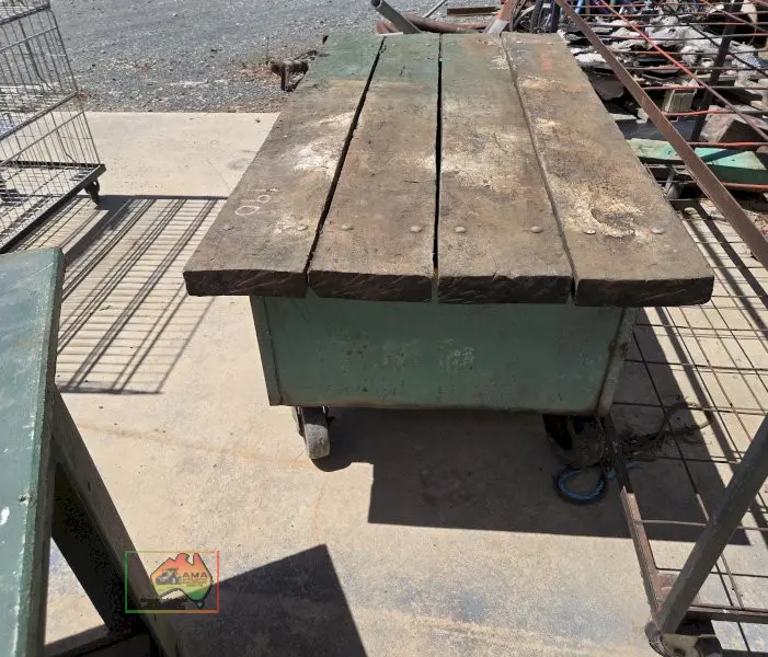 H/duty Solid Timber Bench - photo 1