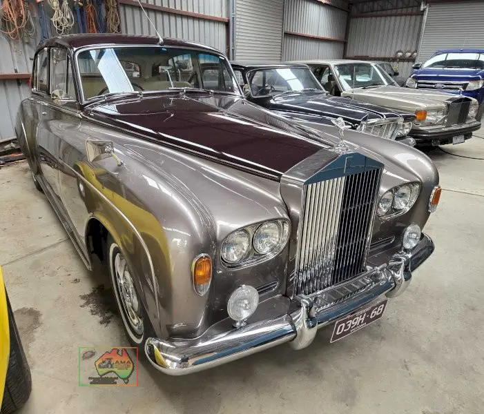 Fully Restored 1965 Silver Cloud III - photo 1
