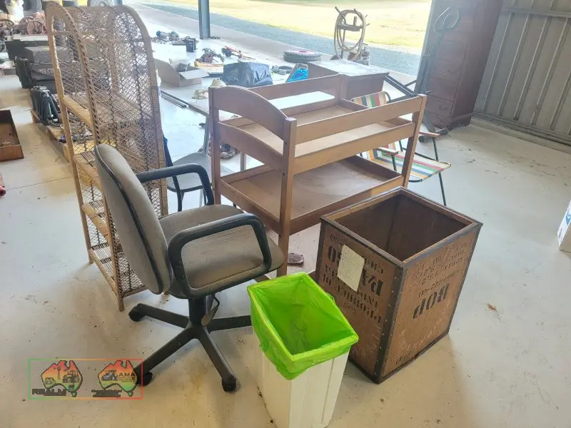 Household Furniture, Change Table, Office Chair etc... - photo 2