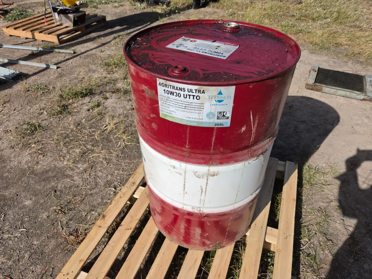 New - 75 Ltrs of Tri-Tech 10W30 Agri Trans Oil - photo 1