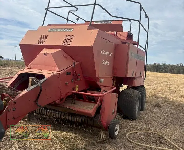 Massey 187 Square Baler - photo 3