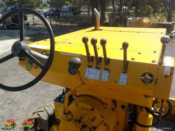 Wenco 300 Diesel Trencher - photo 6