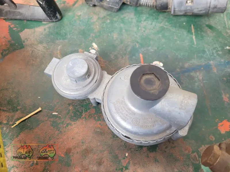 New Twin Gas Regulator (Kyabram Vic.) - photo 1