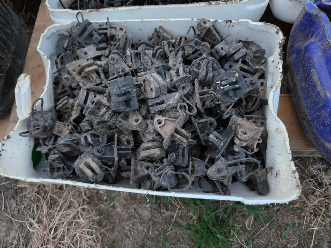 Used - Bucket (H) of Electric Fence Insulators - photo 2