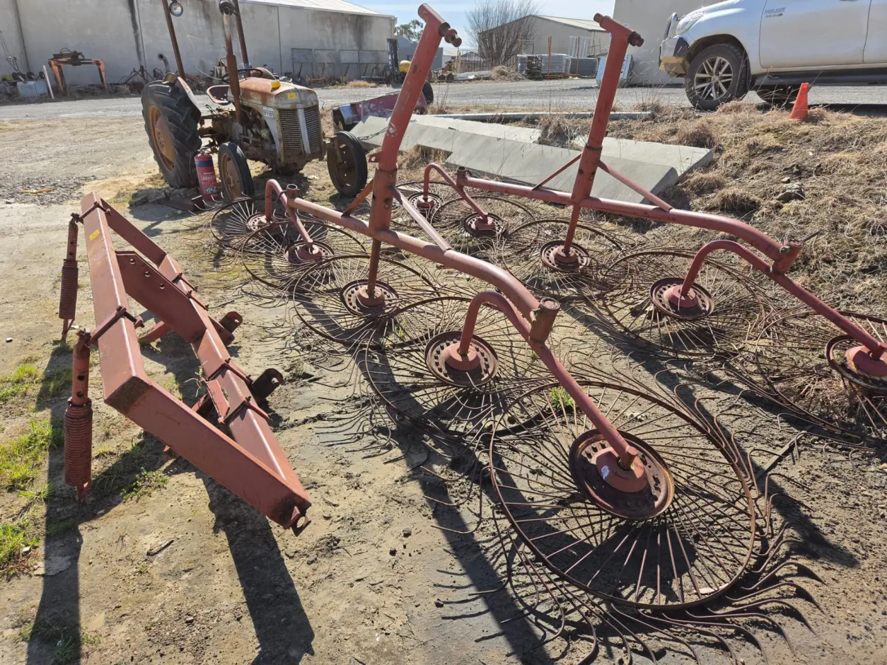 3pl Vicon V-10 Hay Rake - photo 4