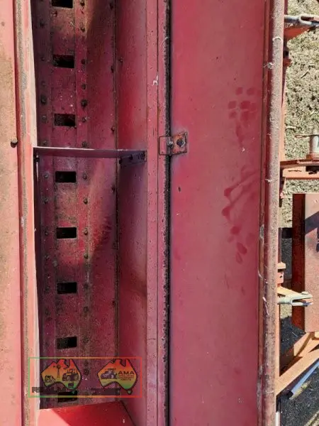 24 ROW INTERNATIONAL 6-2 SEEDER - photo 5