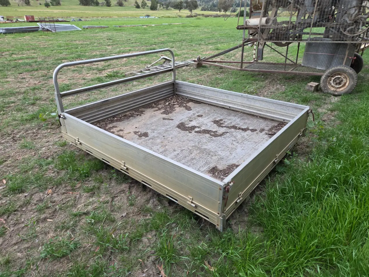 Used - Alloy Dropside Ute Tray - photo 2