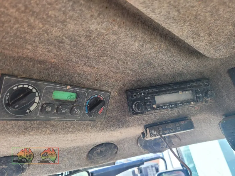 2010 Massey Ferguson 7495 Dyna-VT FWA Tractor (VIN: U124023X) - photo 17