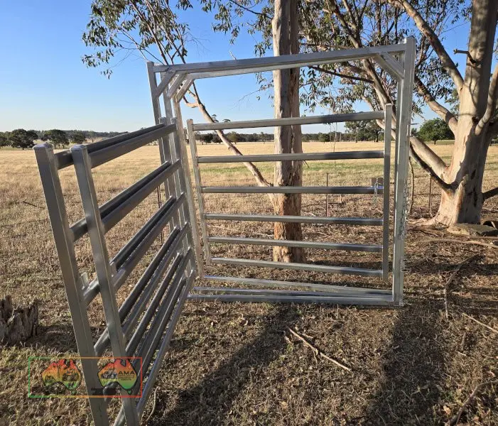 New H/duty Cattle Yard Gates - photo 1