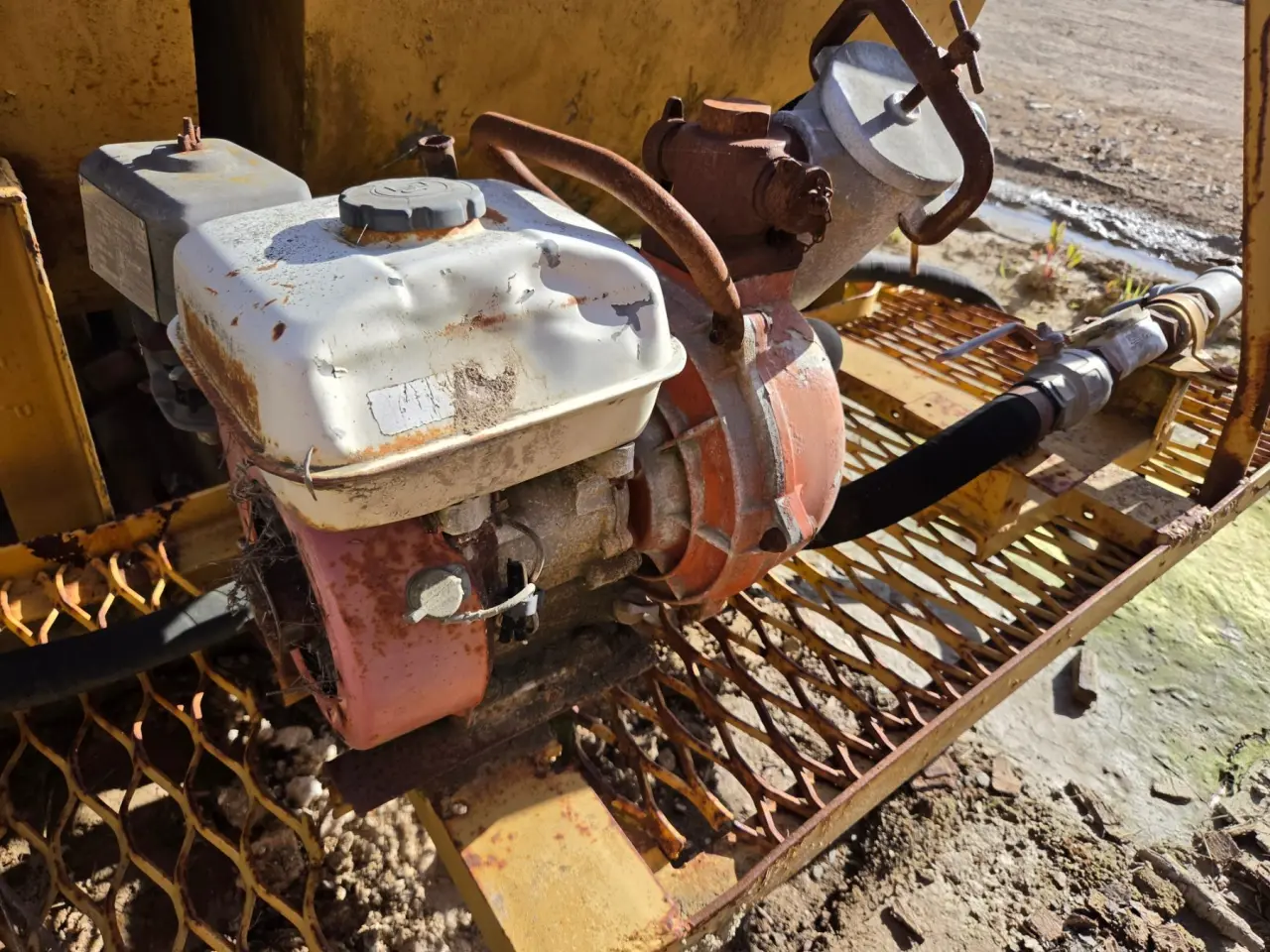 Slip-on Dual Fuel Tanks - photo 6