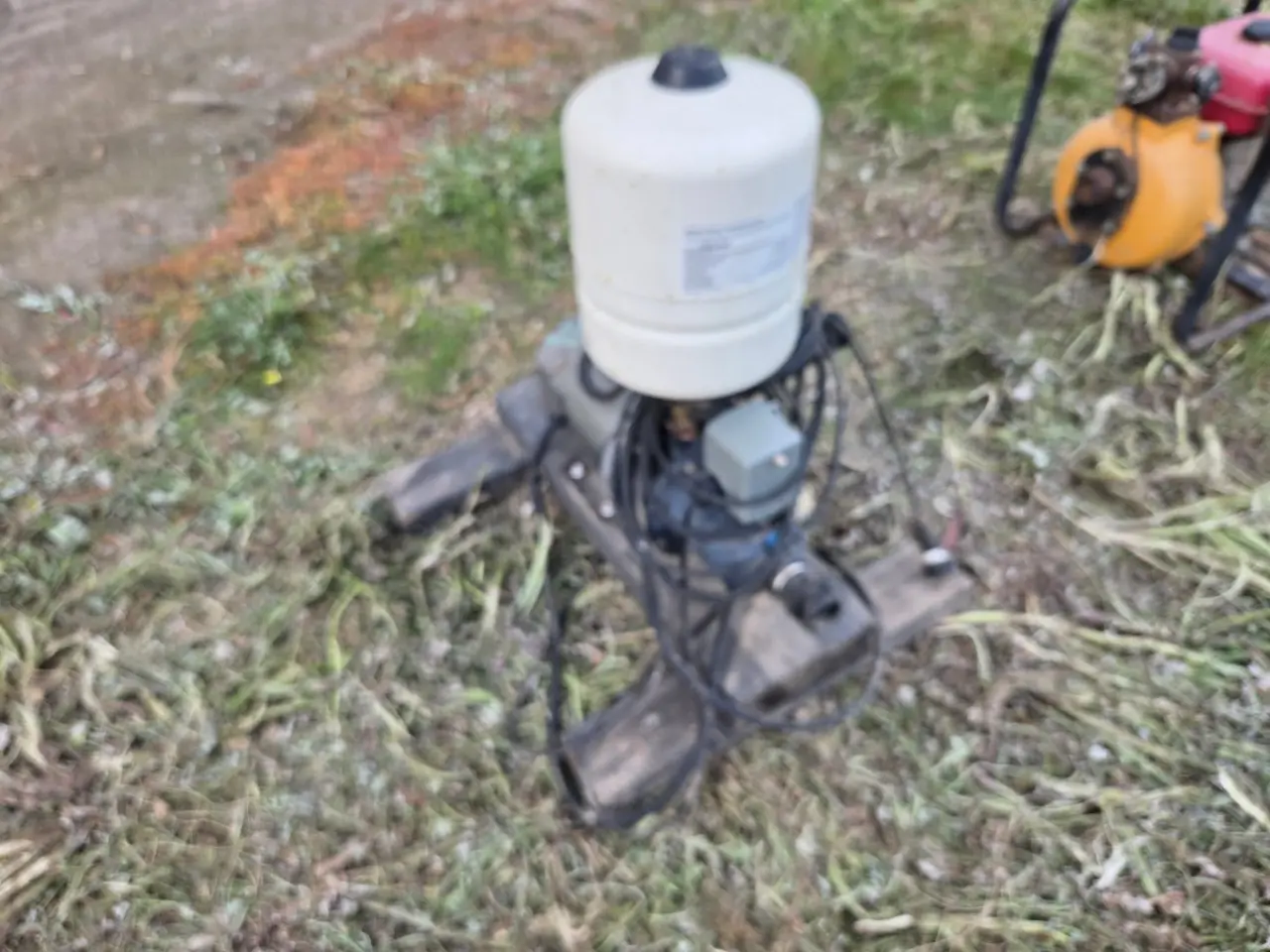 Used - 240v Domestic Pressure Pump - photo 4