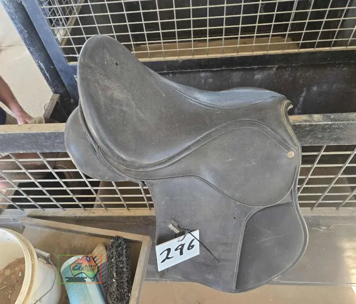 Wintec 15" Eventing Saddle - photo 4