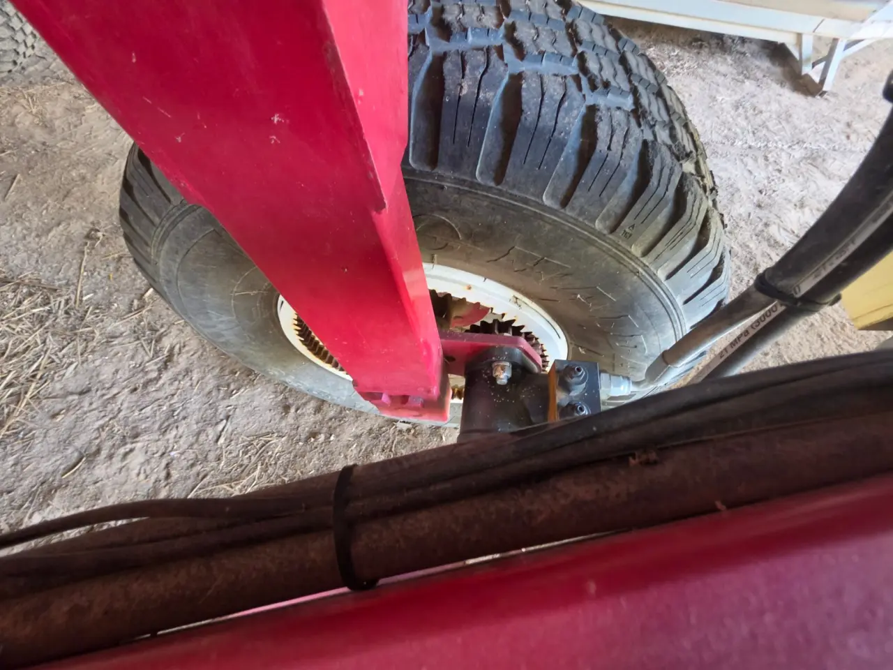 Used - 2022 Vennings 9x35 Auger - photo 9