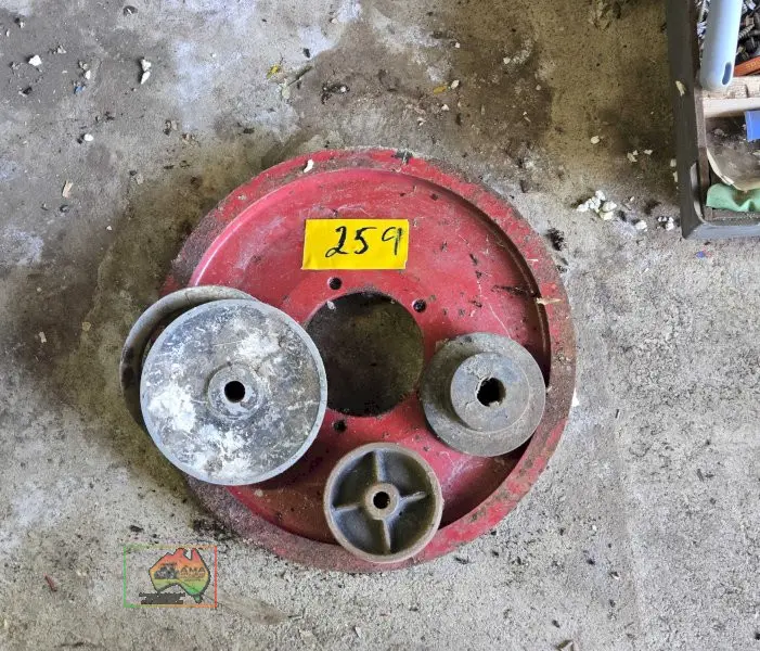 Assorted V-Belt Pulleys - photo 2