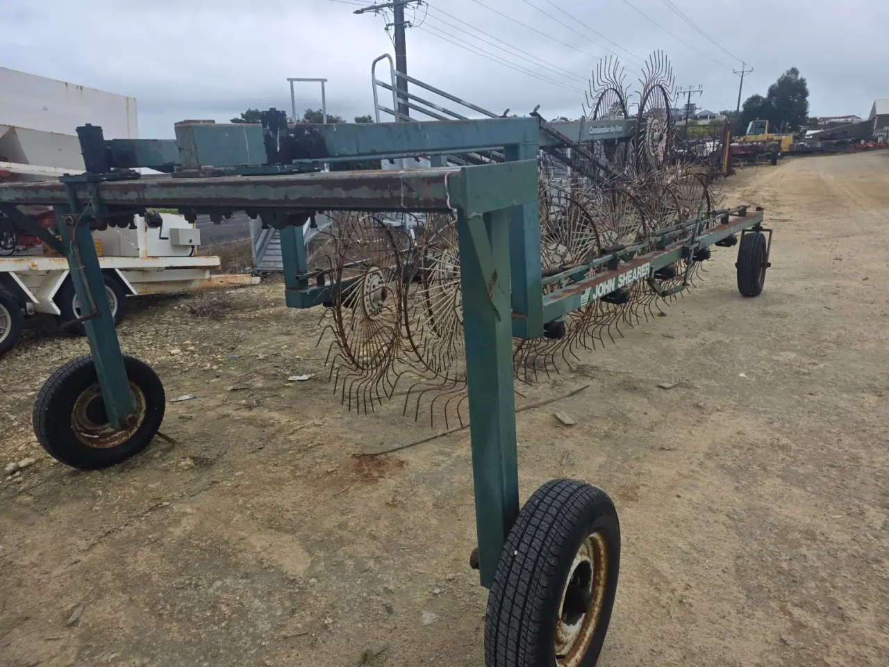 John Shearer V-10 Trailing Hay Rake - photo 3