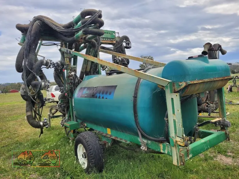 Goldacres 3000 Twin Canopy Vineyard Sprayer - photo 2