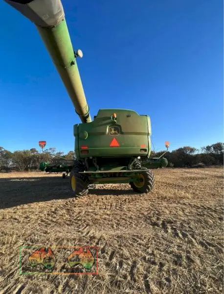 John Deere - 2012 S670 with 640D front - photo 3