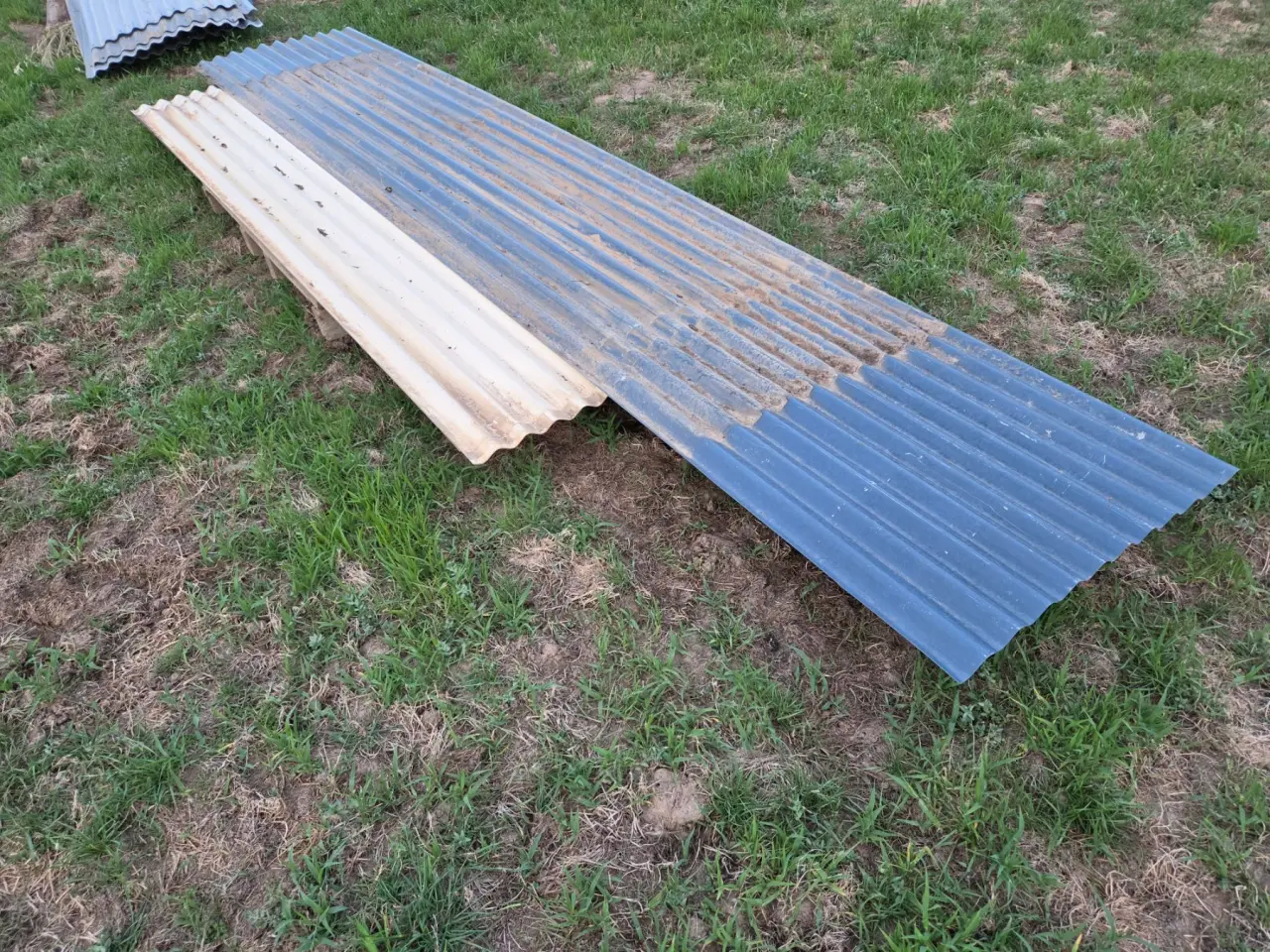 New - Colourbond Roofing Iron - photo 1