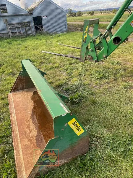 2011 JD-6130 Tractor with FEL (REDUCED) - photo 13