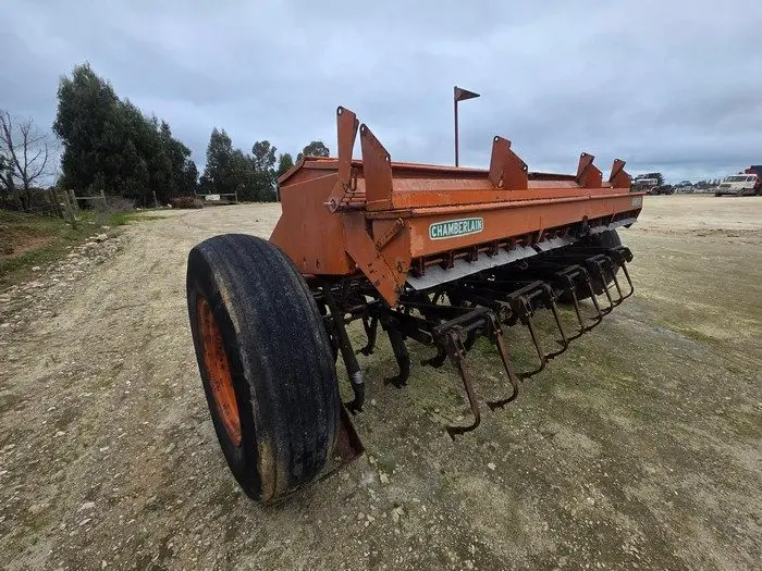 Chamberlain Mark 2 Seed Drill - photo 8