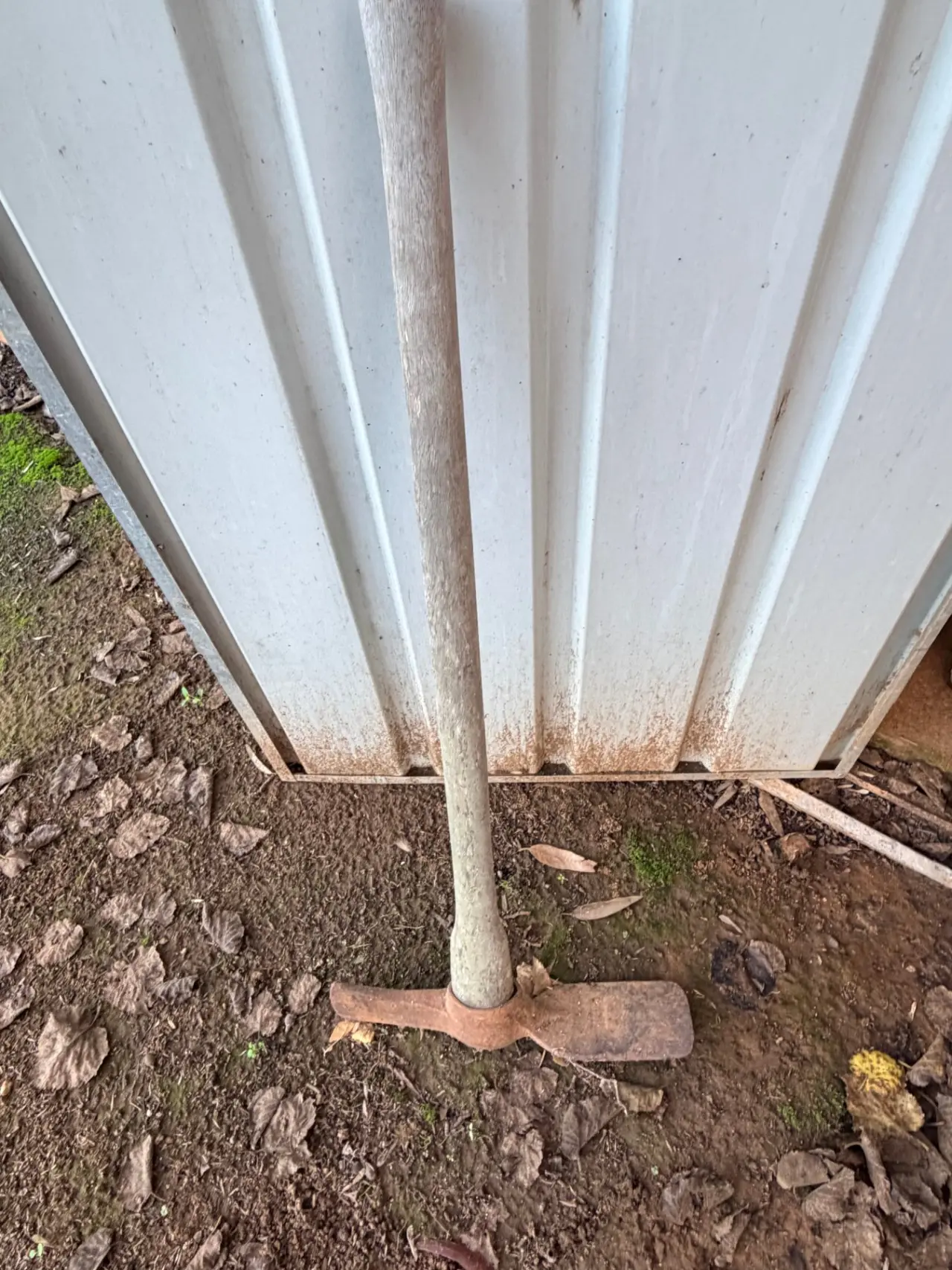 Mattock / pick - photo 1