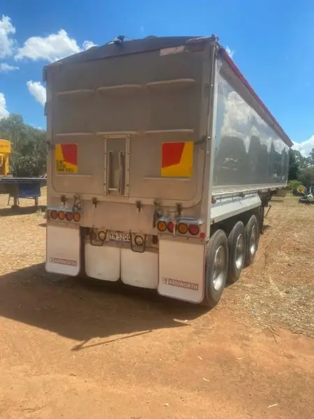 2001 Sloanebuilt Tri-axle Grain Tipper - photo 4