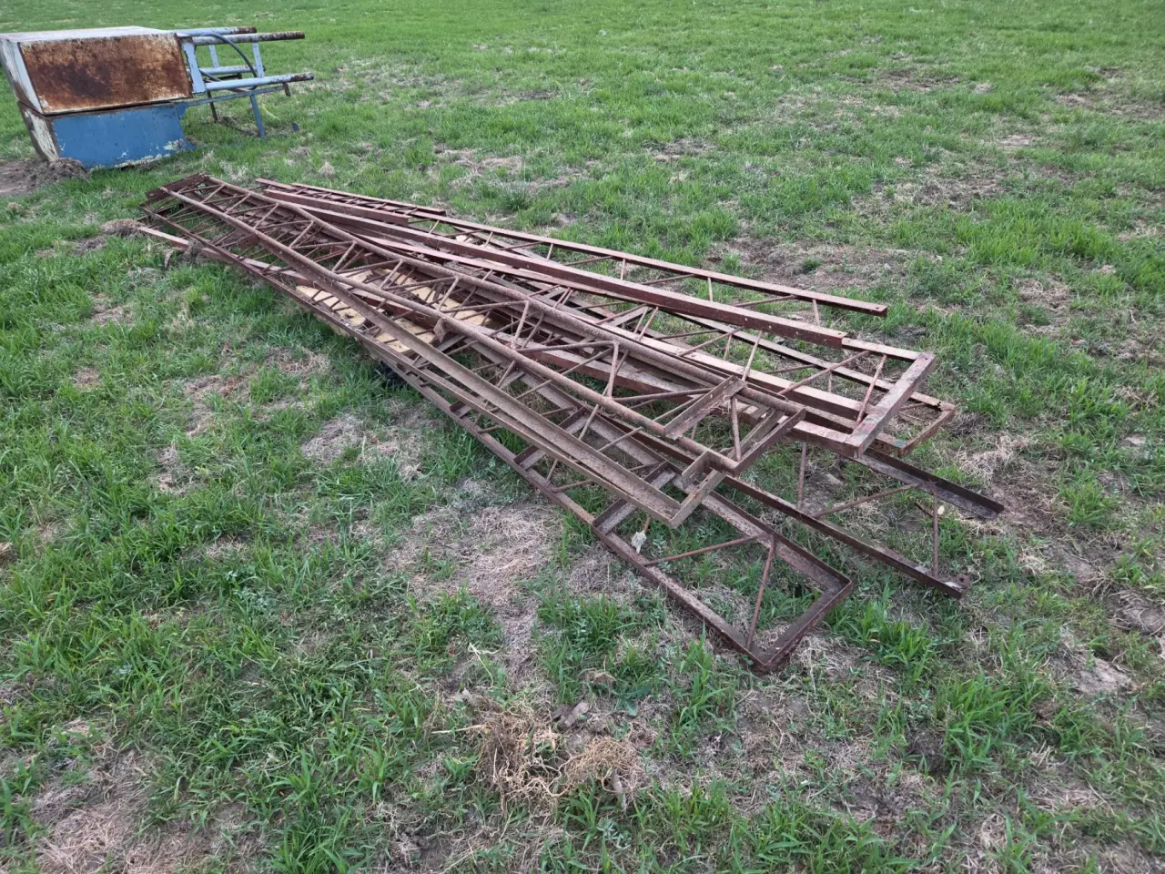 Used - Assorted Roof Trusses - photo 3