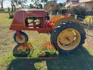 UNIQUE 3 Wheel Newman WD2 Diesel Tractor (Kyabram Vic) - photo 2