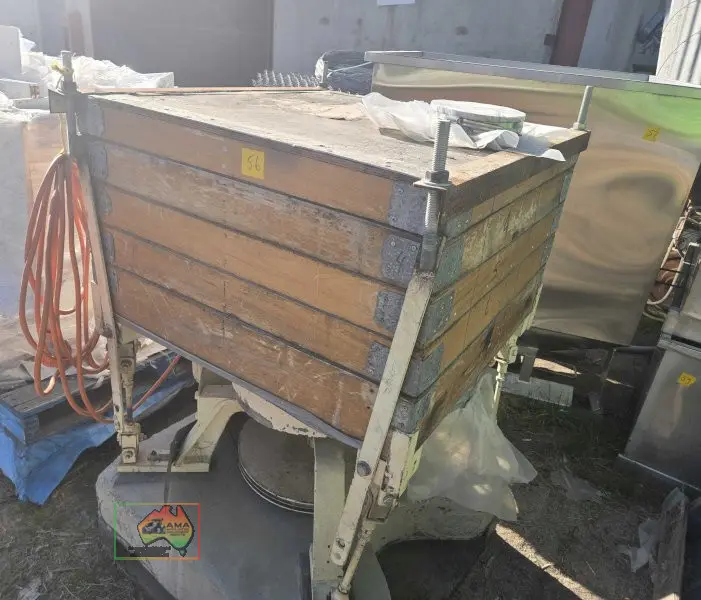 Grain/Rice gravity separator table - photo 1