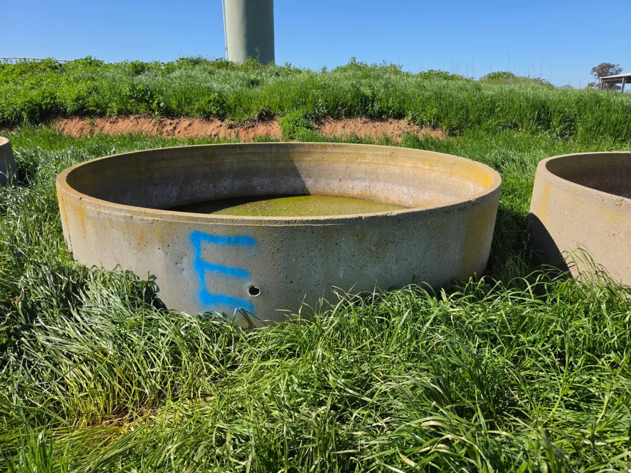 10ft Stock Trough (E) - photo 1