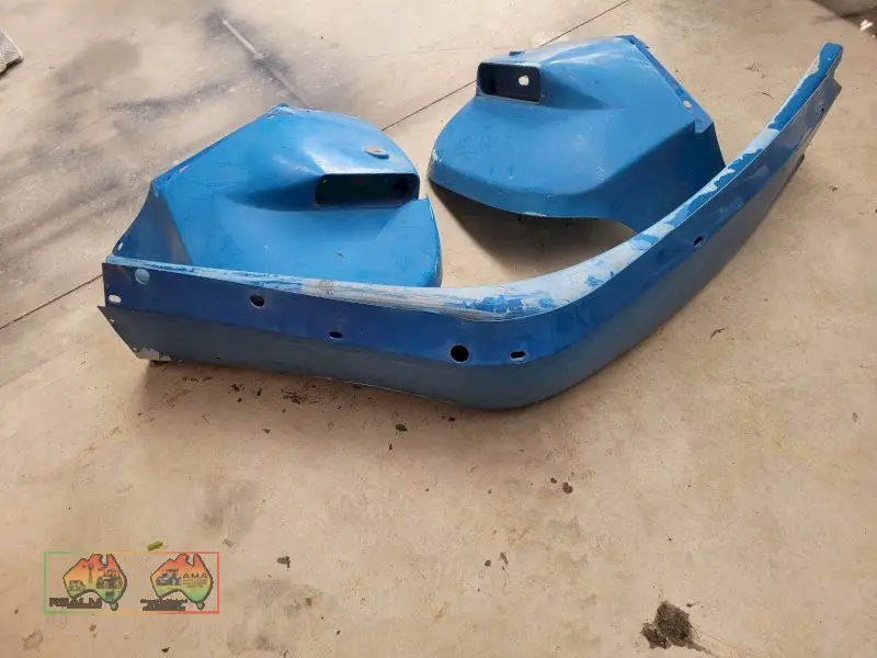 Ford NH-6640 Tractor Mud Guards (Kyabram Vic.) - photo 3